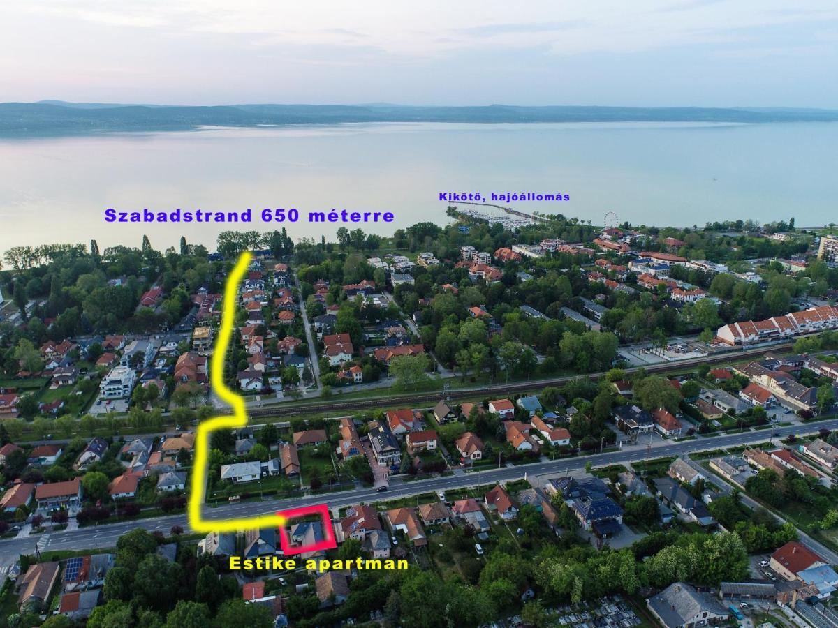 Estike Apartment Балатонлеле Екстериор снимка